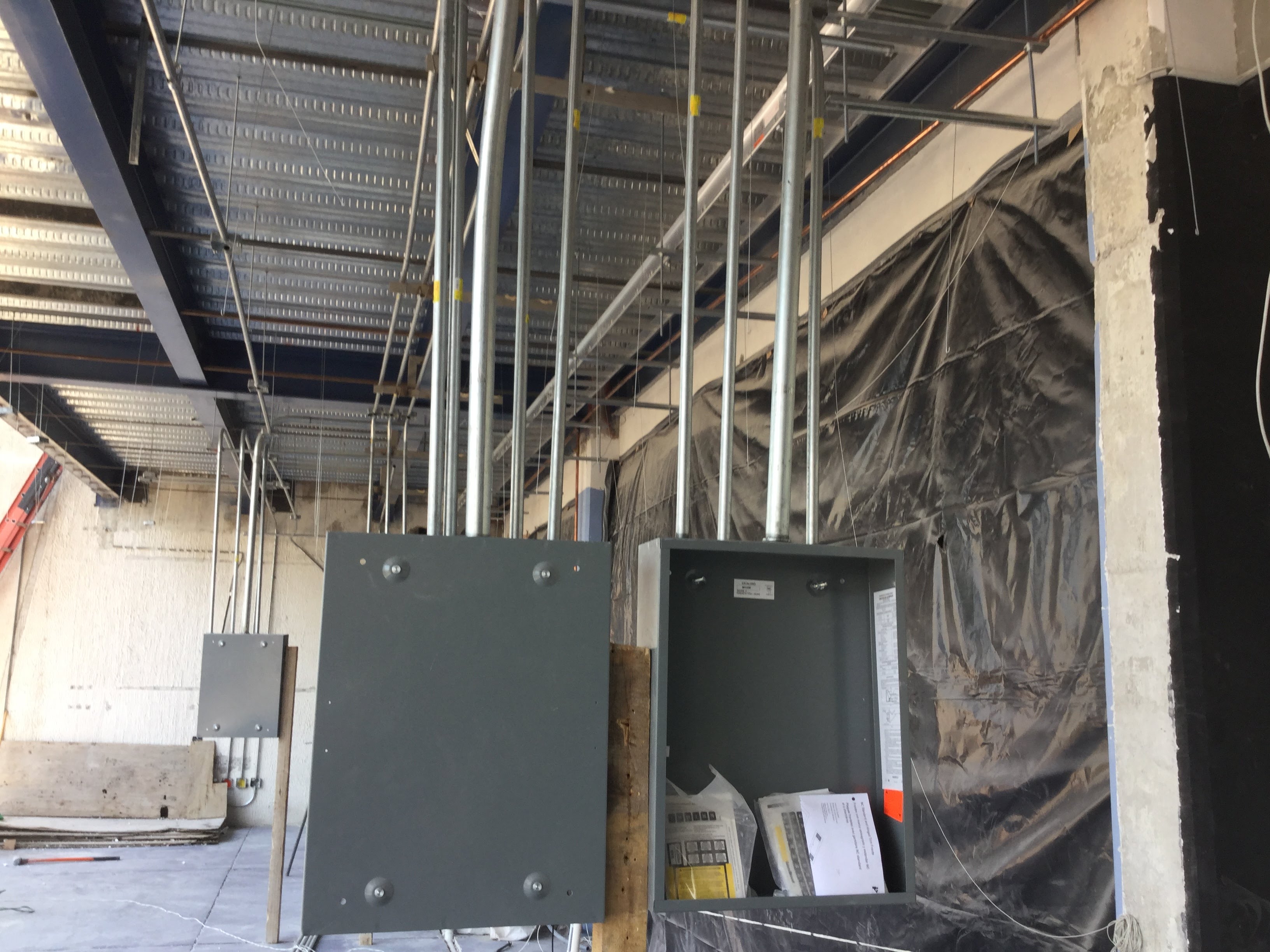 Proyecto comercial eléctrico